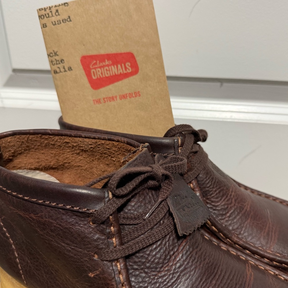 Brand New - Clarks Wallabee Premium Beeswax Boot - Picture 2 of 15